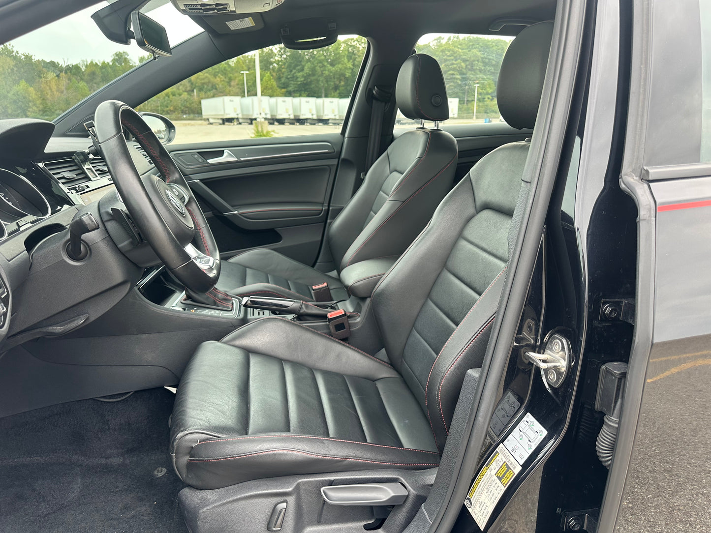 2020 Volkswagen Golf GTI SE