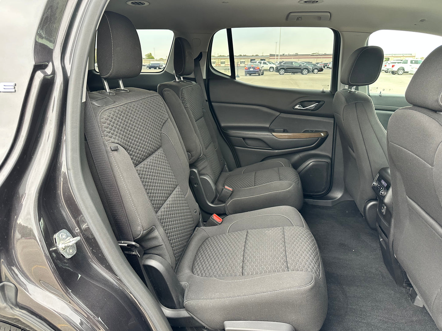 2019 GMC Acadia SLE-2