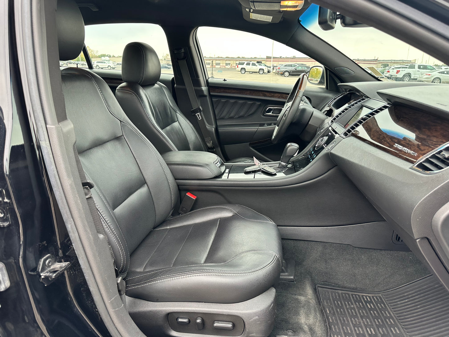 2017 Ford Taurus Limited