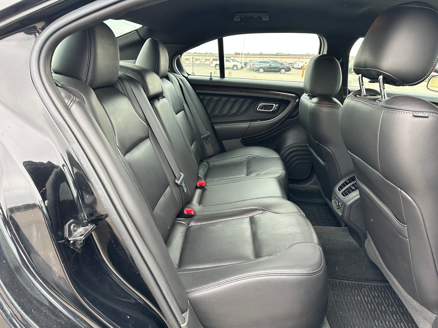 2017 Ford Taurus Limited