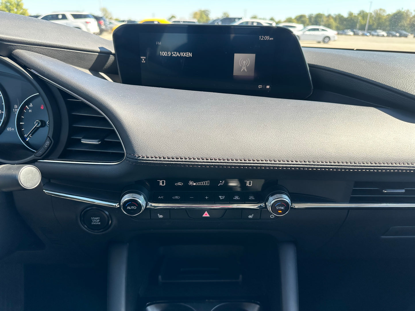 2024 Mazda 3 S Preferred