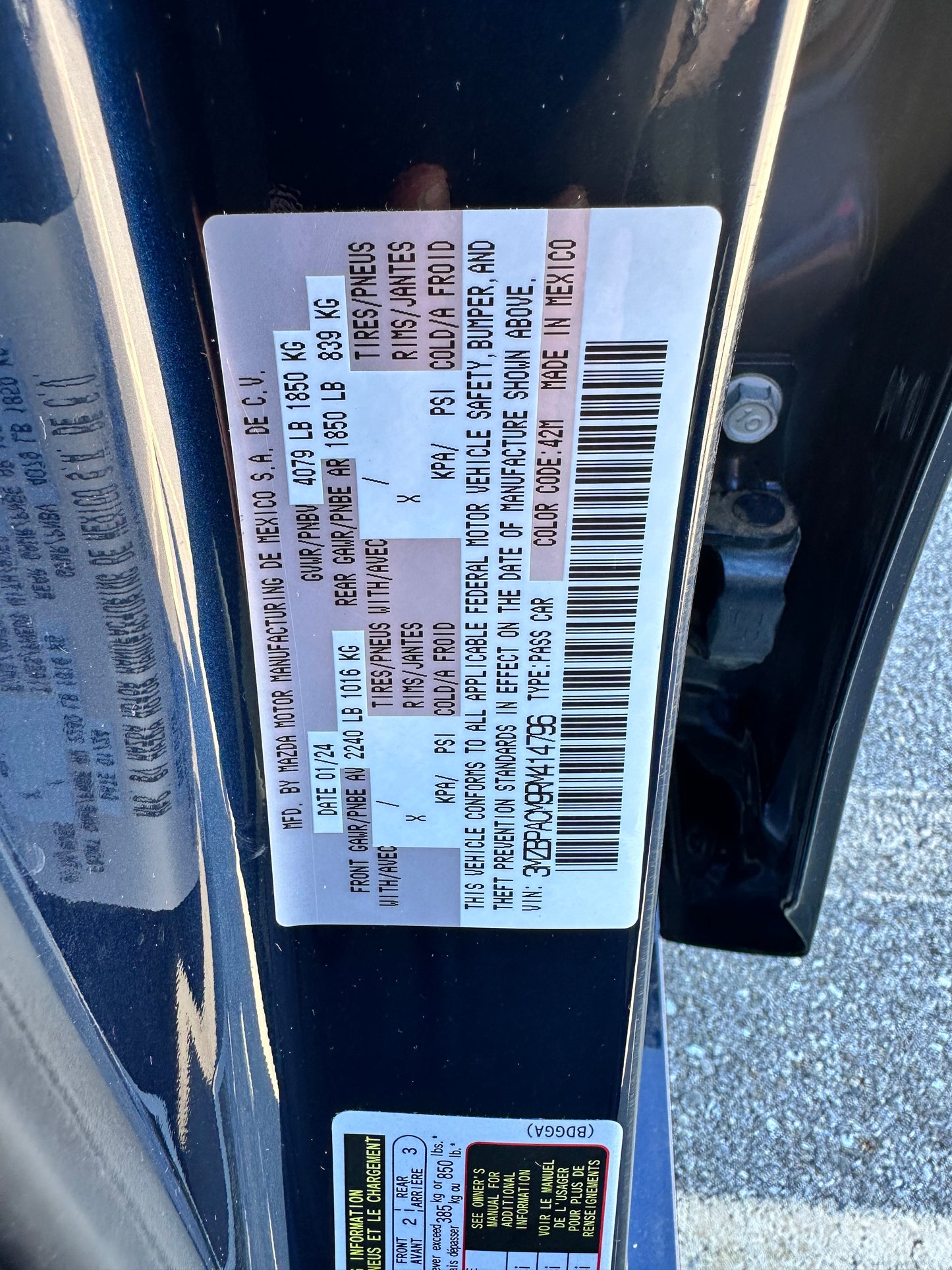 2024 Mazda 3 S Preferred