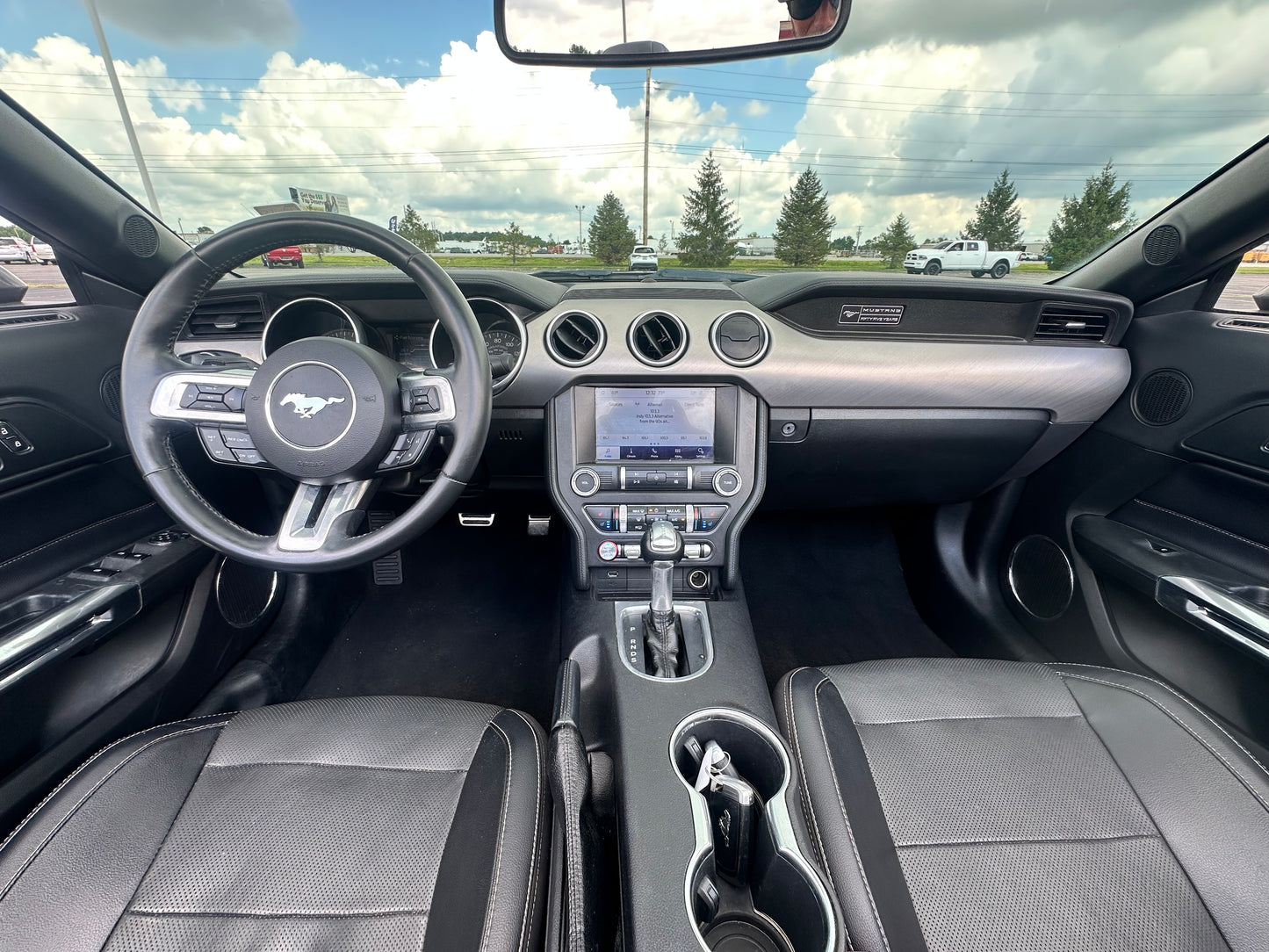 2020 Ford Mustang EcoBoost premium