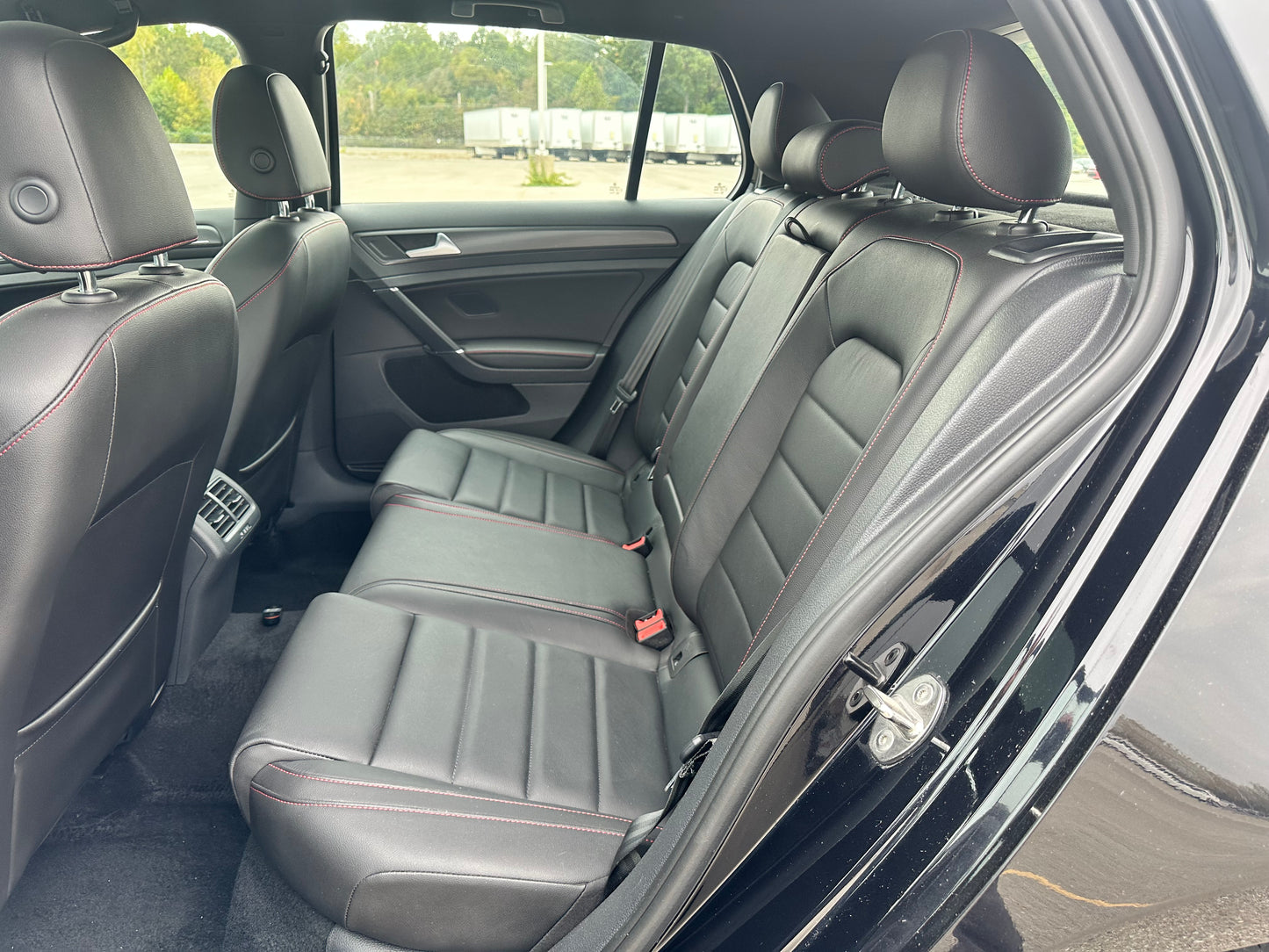 2020 Volkswagen Golf GTI SE