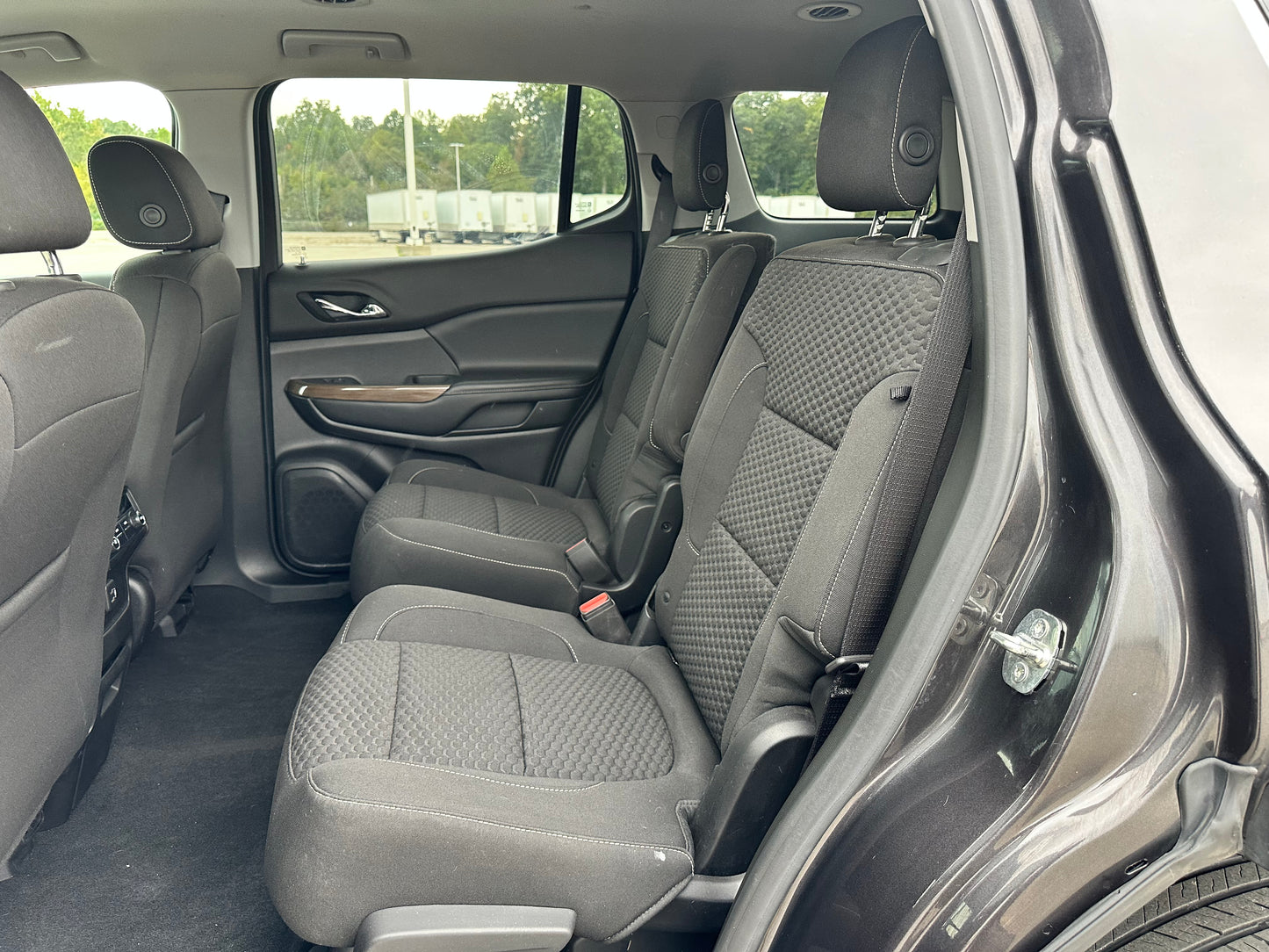 2019 GMC Acadia SLE-2