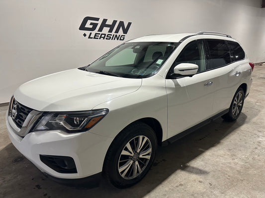 2019 Nissan Pathfinder -- 104,753 Miles