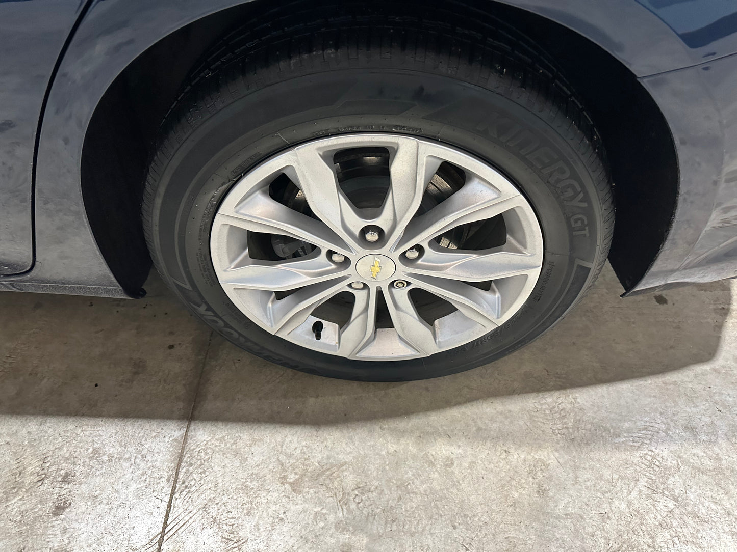 2019 Chevy Malibu -- 18,737 Miles